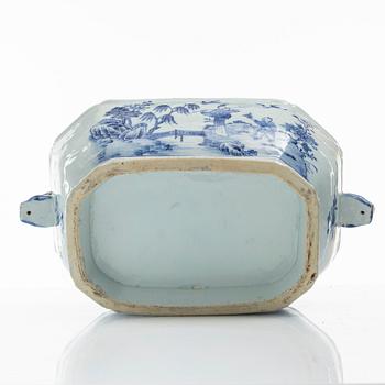 Porcelain, 9 decares, China, 18th-19th century.