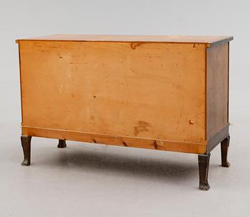 SIDEBOARD, Erik Chambert, Chamberts Möbelfabrik, 1900-talets första hälft.