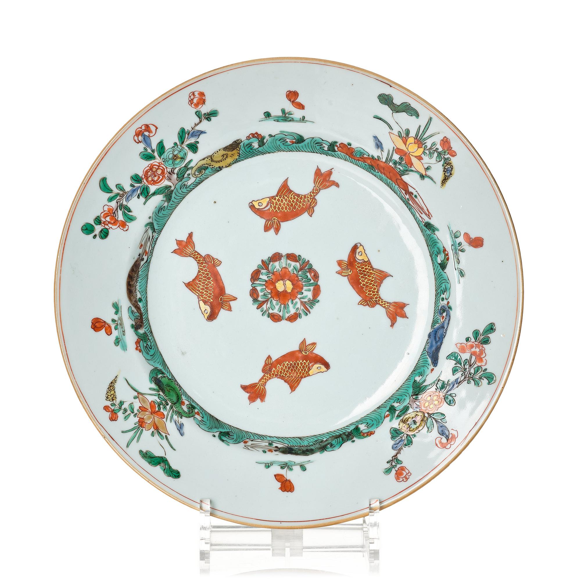 A famille verte dish, Qing dynasty, Kangxi (1662-1722).