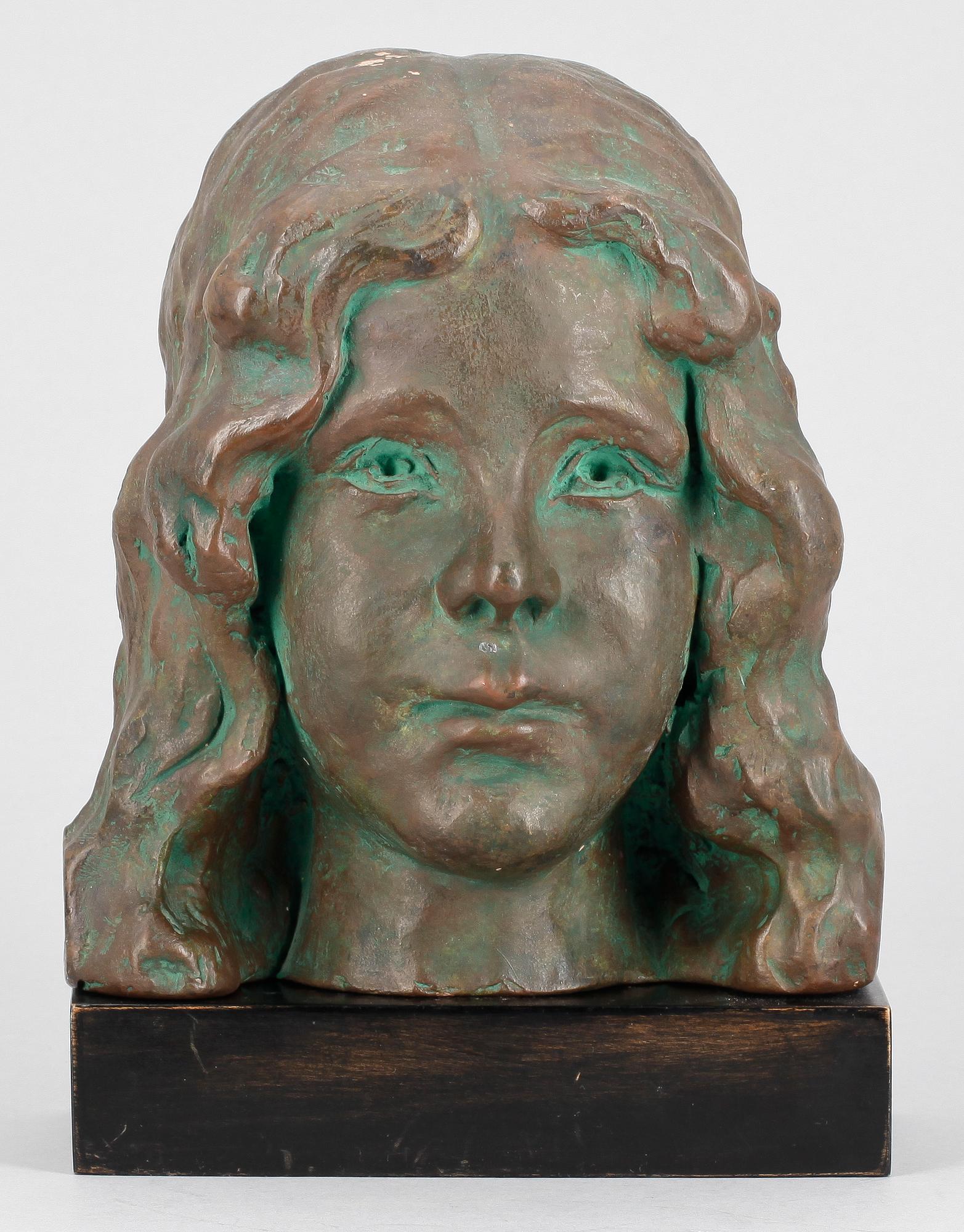 ELISABETH BERGSTRAND-POULSEN, brons, sign.