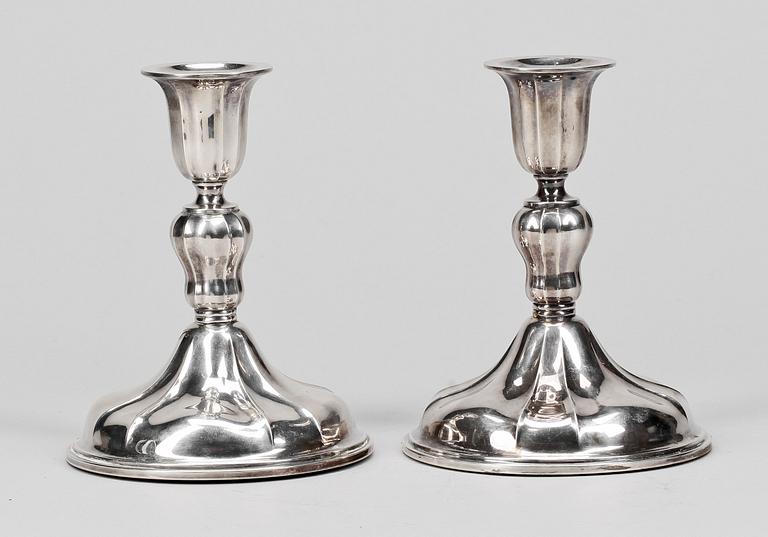 LJUSTAKAR, ett par, silver, Norge, 1900-tal.