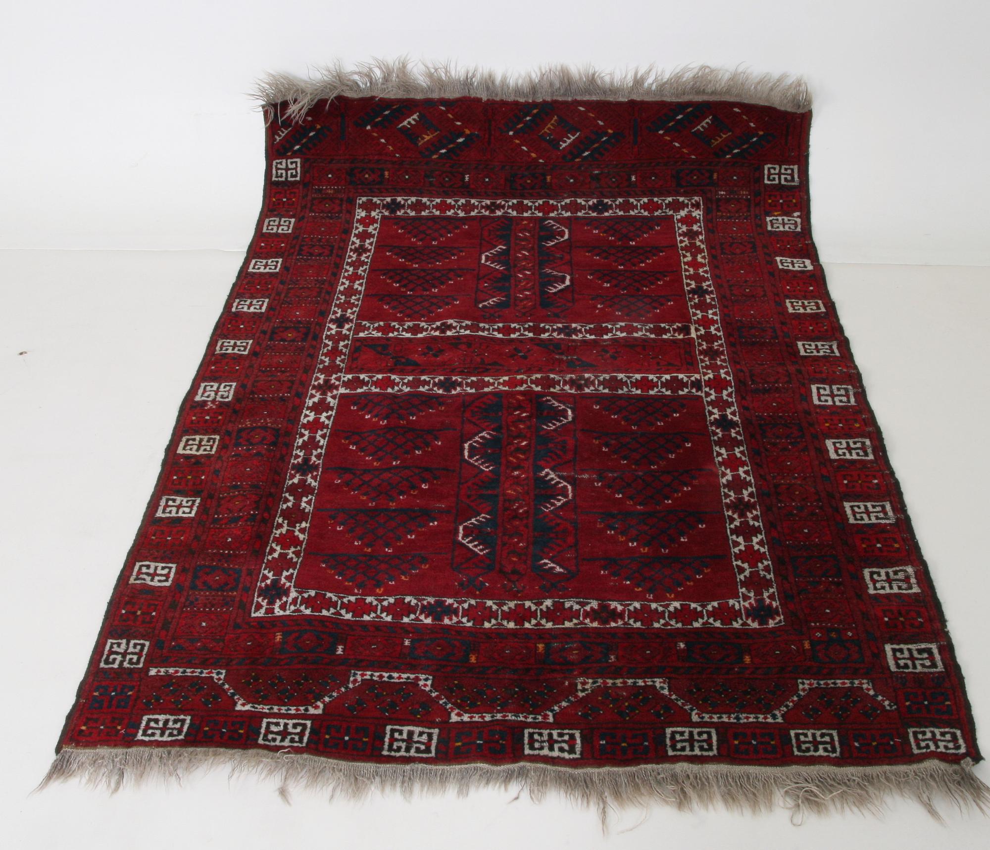 MATTA, orientalisk, 184x139.