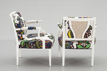 KARMSTOLAR, ett par Josef Frank.