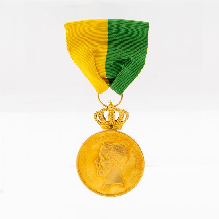 Medalj, Kungliga Patriotiska Sällskapet, guld, Gustaf V, 1945.