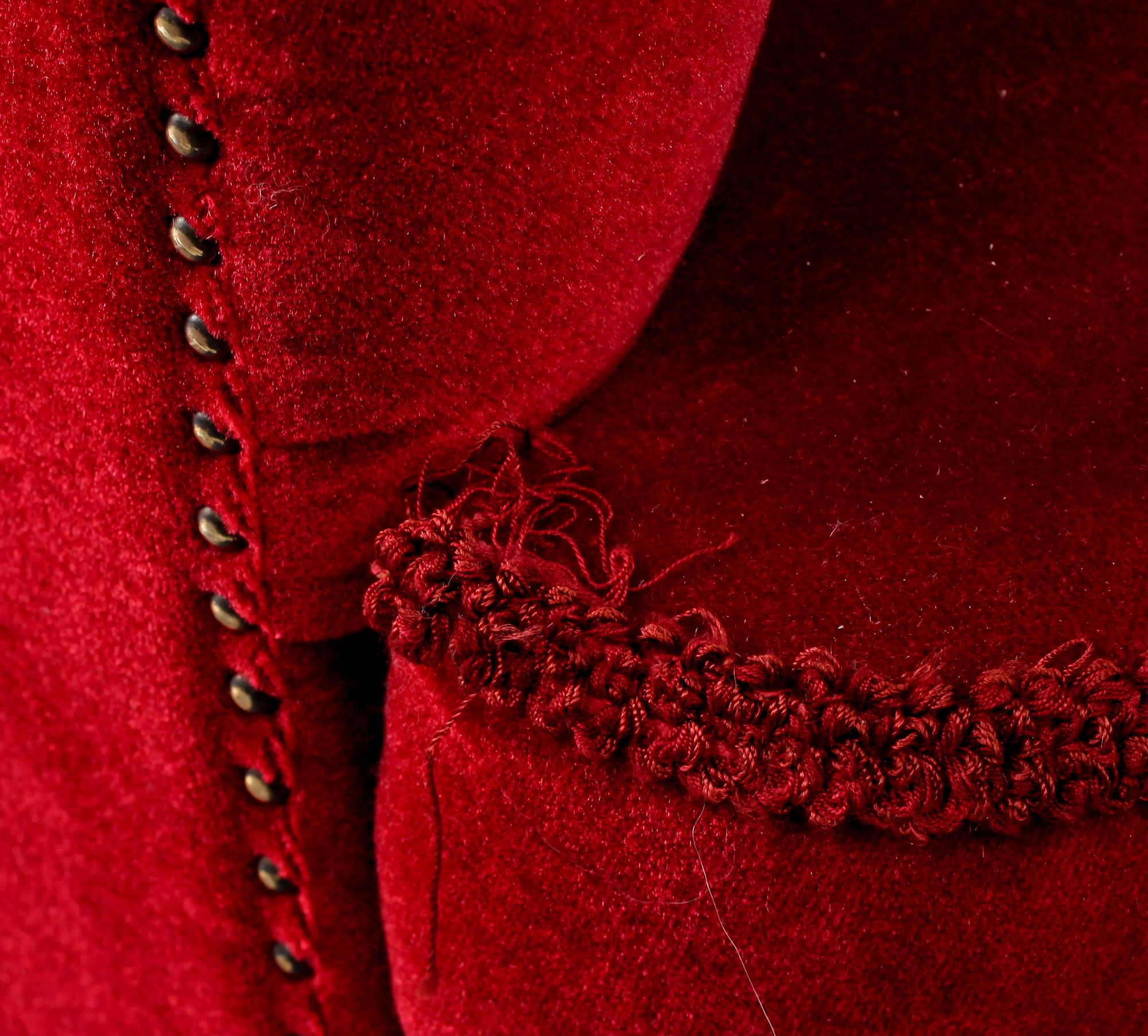 FÅTÖLJER, ett par, omkring 1900-talet mitt.