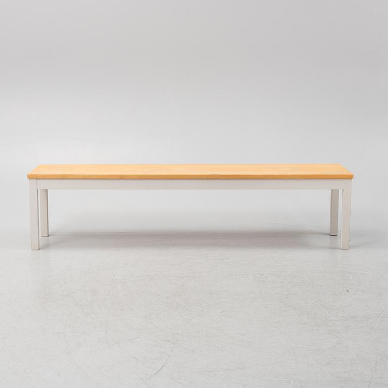 Erik Richter, a contemporary bench, Norrgavel.