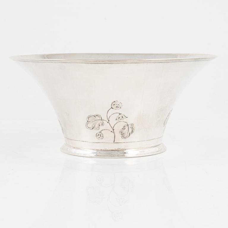 K Anderson, a 'Swedish Grace' silver bowl, Stockholm 1928.