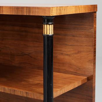 Axel Einar Hjorth, sideboard, variant av modell "Borgen", Nordiska Kompaniet 1930-tal, Swedish Grace.