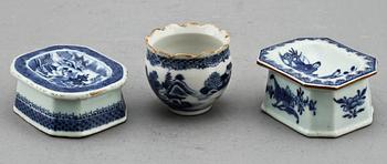 PARTI PORSLIN, porslin, Kina, 1700-tal respektive 1800-tal.