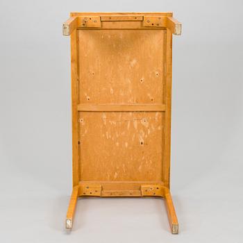 Alvar Aalto, A mid 1950s table '81' for O.Y. Huonekalu-ja Rakennustyötehdas A.B.