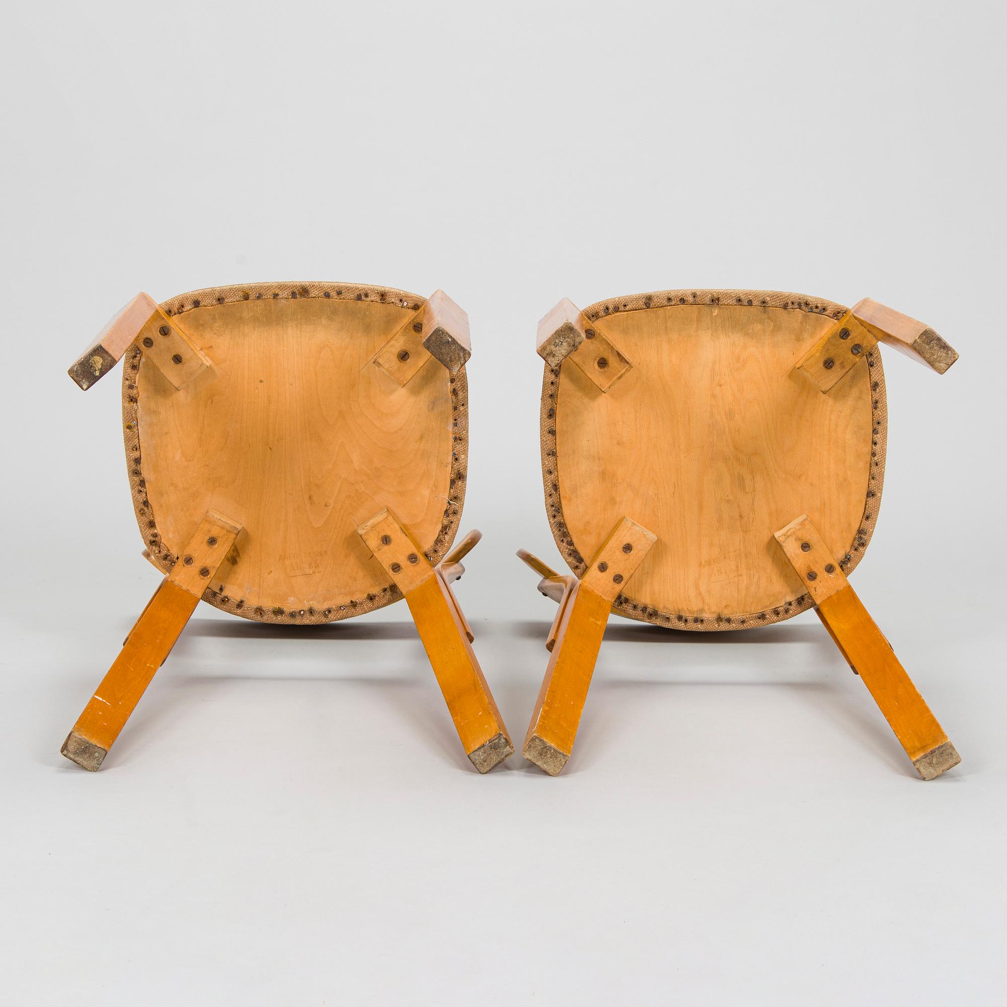 Alvar Aalto, A set of five 'model 69' chairs, for O.Y. Huonekalu- ja Rakennustyötehdas A.B. 1940s.