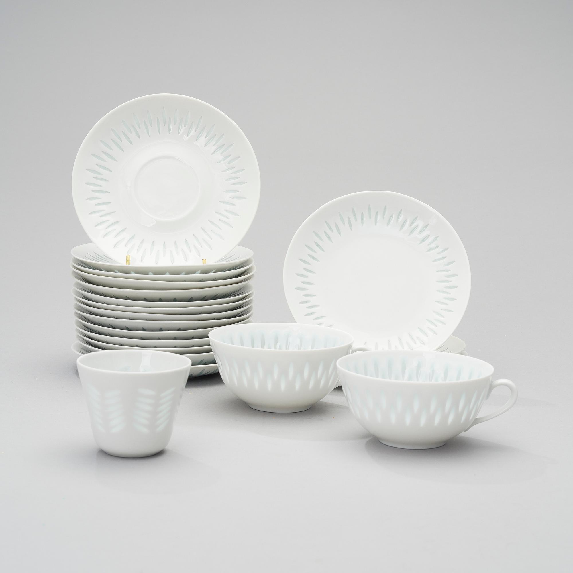A RICE GRAIN PORCELAIN SET OF TEA CUPS BY FRIEDL HOLZER-KJELLBERG, 18 pcs, signed Arabia F.H-Kj Finland.
