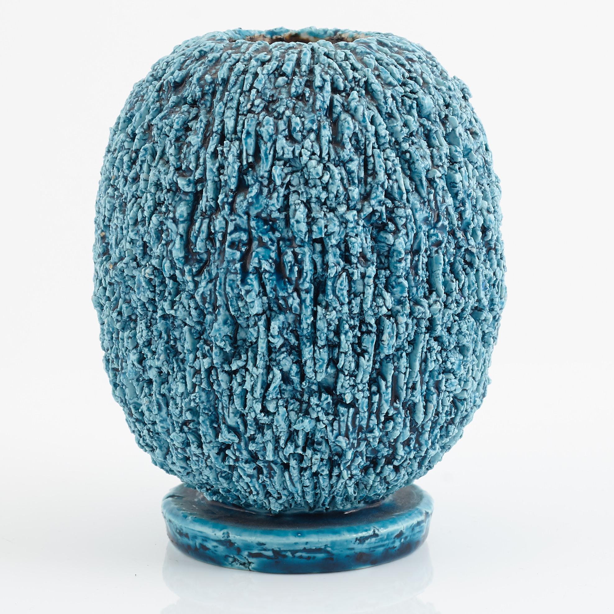 Gunnar Nylund, "Igelkottvas", stengods.