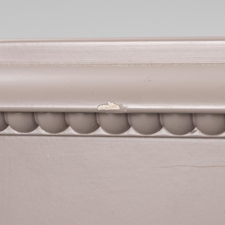 Nightstands, a pair, "Signum Gustavus", late 20th century.