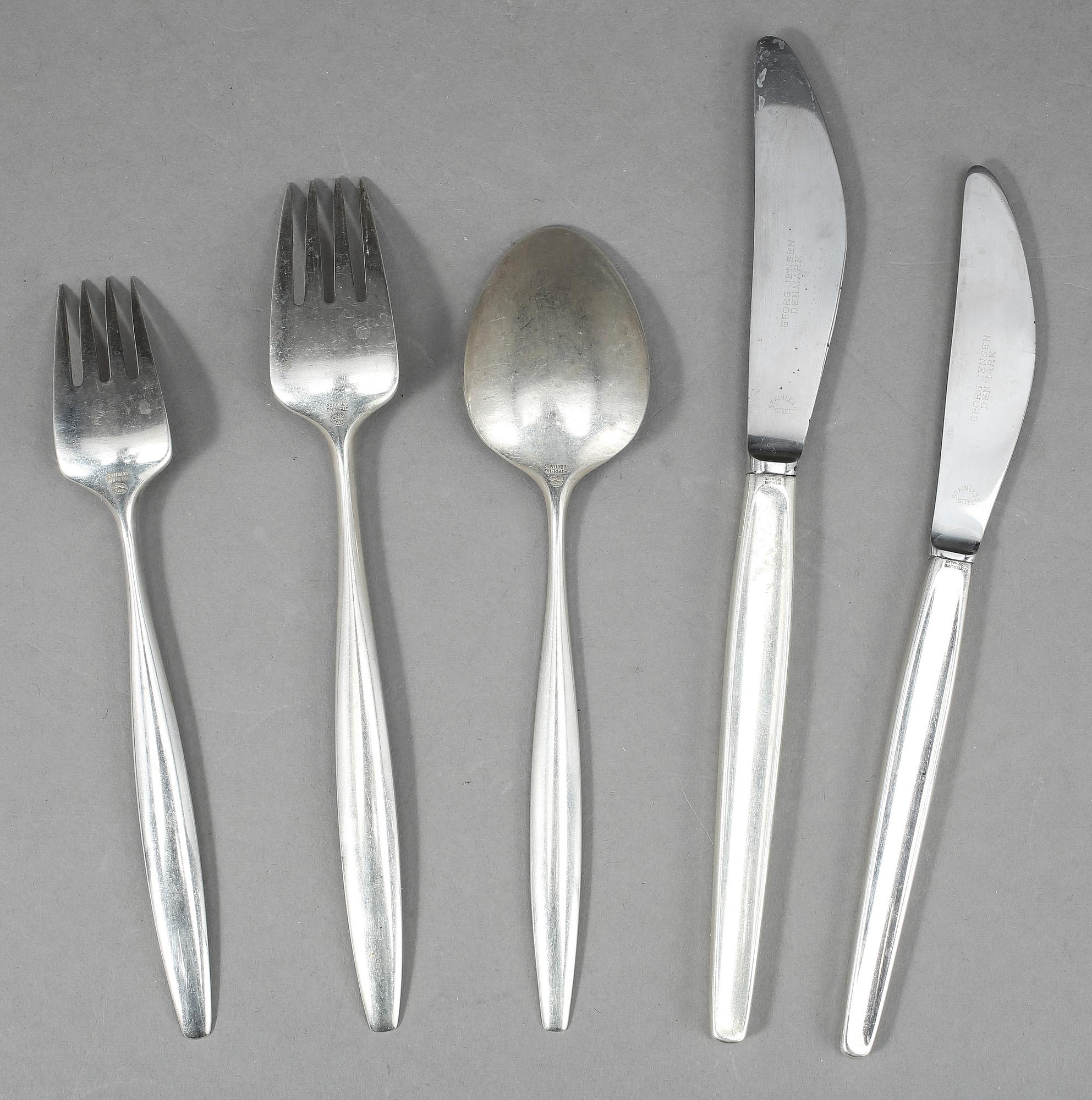 BESTICKSERVIS, silver, 38 delar. "Cypress", Tias Eckhoff, Georg Jensen, Köpenhamn. Vikt ca 1900 gram.