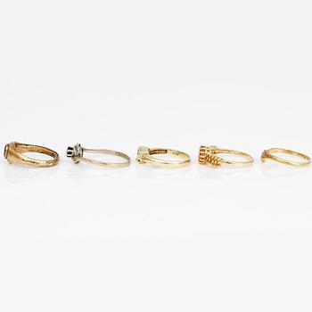 RINGAR, 5 st, olika guldhalter med bl at diamanter, citriner, syntetisk safir och cubic zirconia. Tot vikt ca 11,43 g.