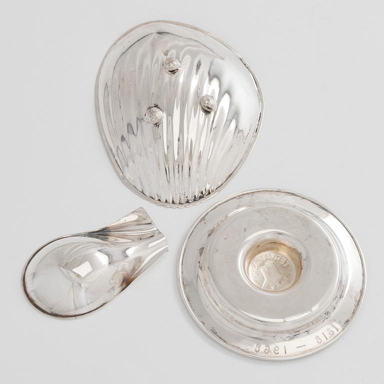 Tapio Wirkkala, skålar, 3 st, silver. Kultakeskus, Tavastehus och Hopeatehdas, Helsingfors, 1956-66.