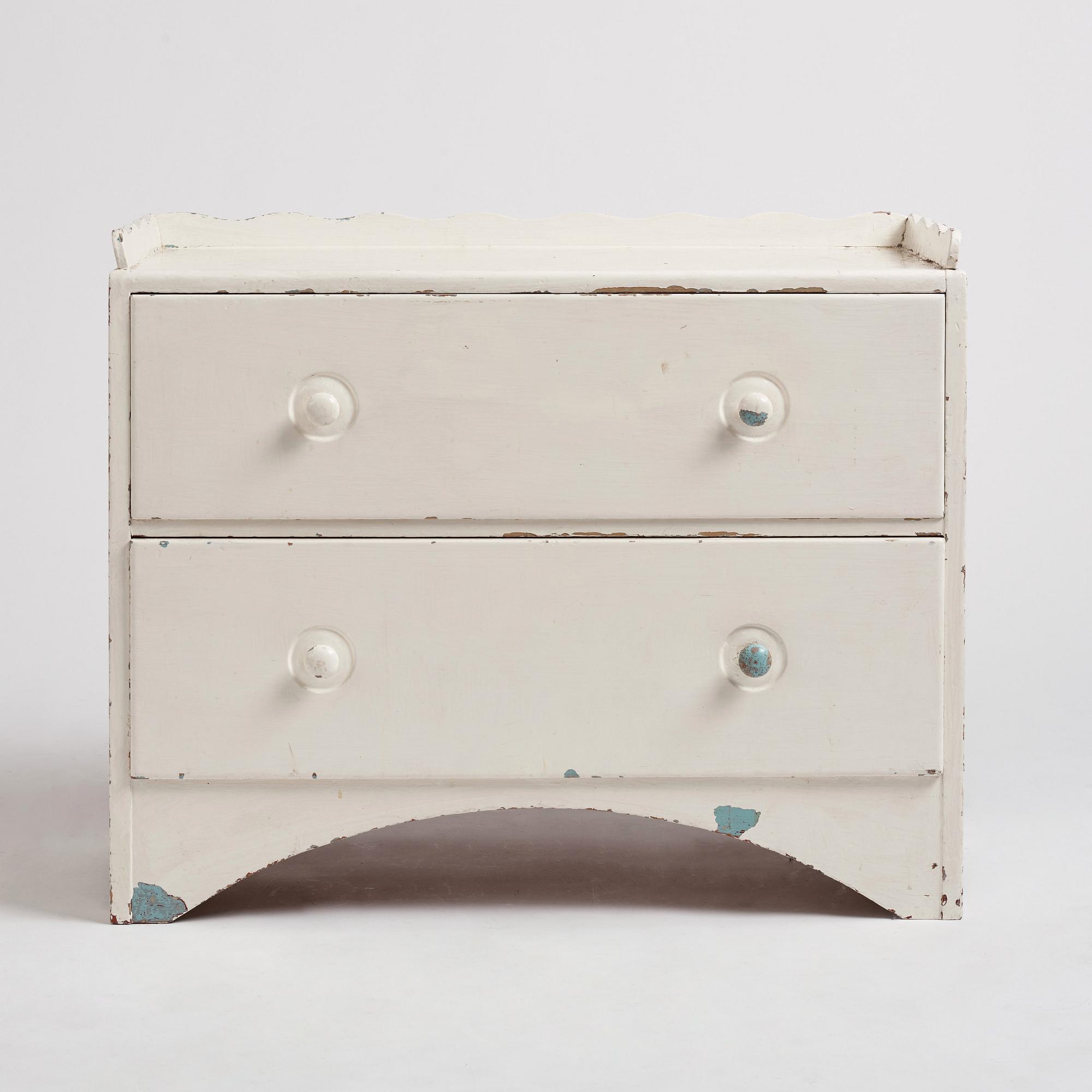 Carl Hörvik, a Swedish Grace chest of drawers, for the anniversary exhibition of Gothenburg 1923, Nordiska Kompaniet, Sweden 1928.