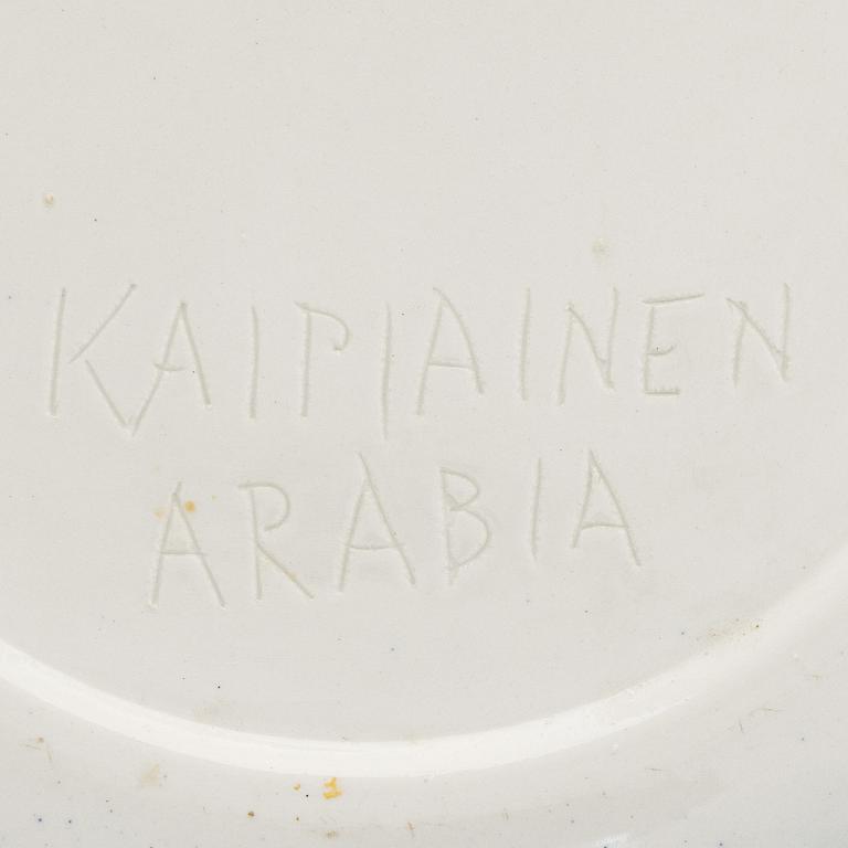 Birger Kaipiainen, a decorative ceramic plate, signed Kaipiainen Arabia.