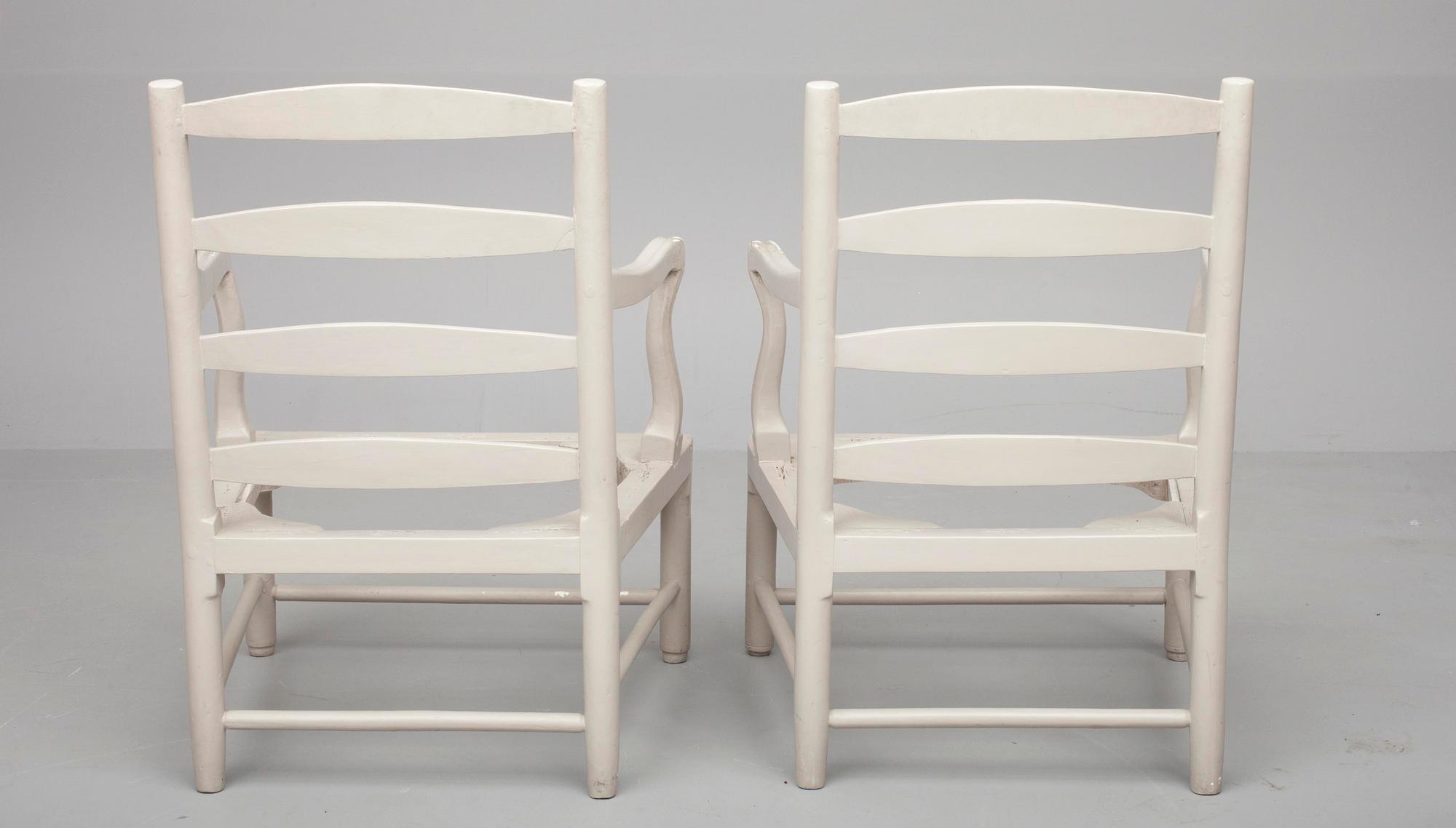 GRIPSHOLM STOLAR, ett par, gustavianska, ca 1800.