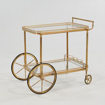 SERVERINGSVAGN, 1900-talets andra hälft.