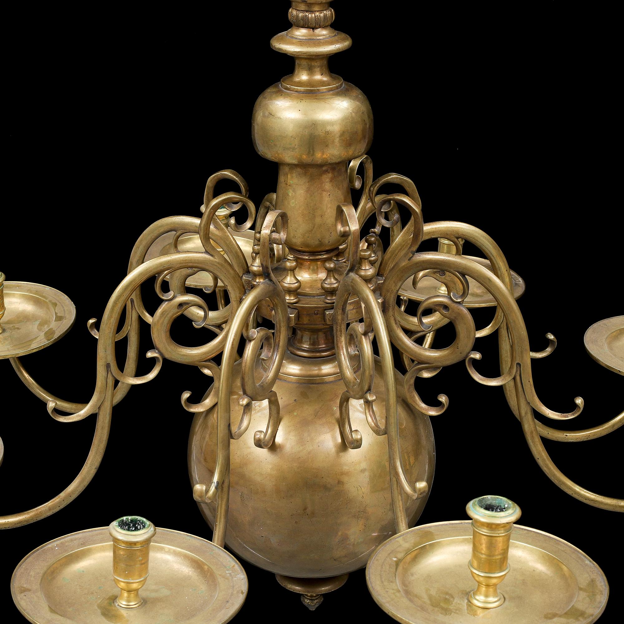 A baroque style chandelier.