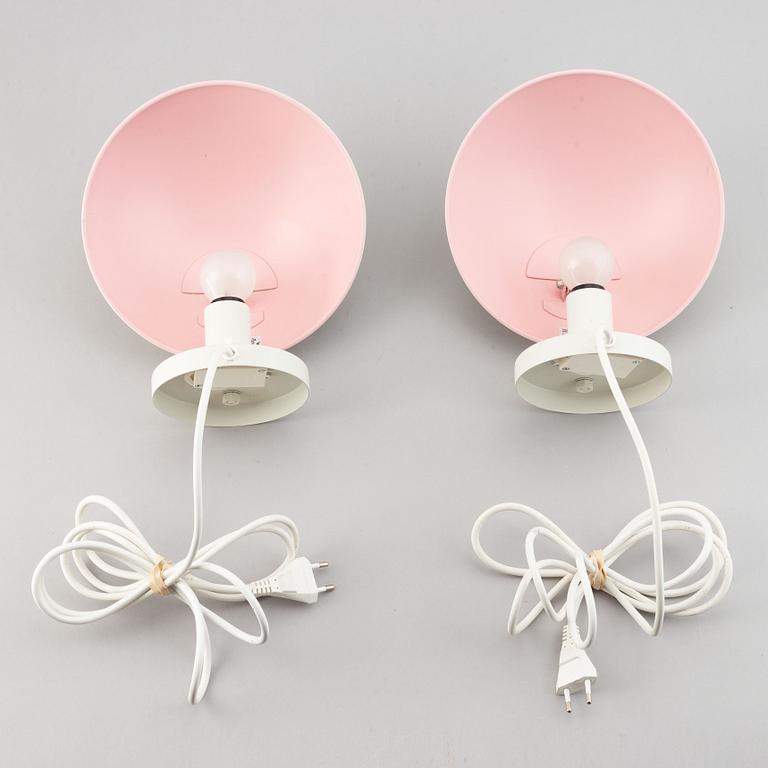 Poul Henningsen, vägglampor, ett par, "PH Hat", Louis Poulsen, Danmark.