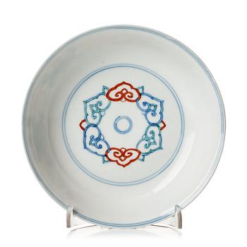 634. A doucai dish, Qing dynasty.