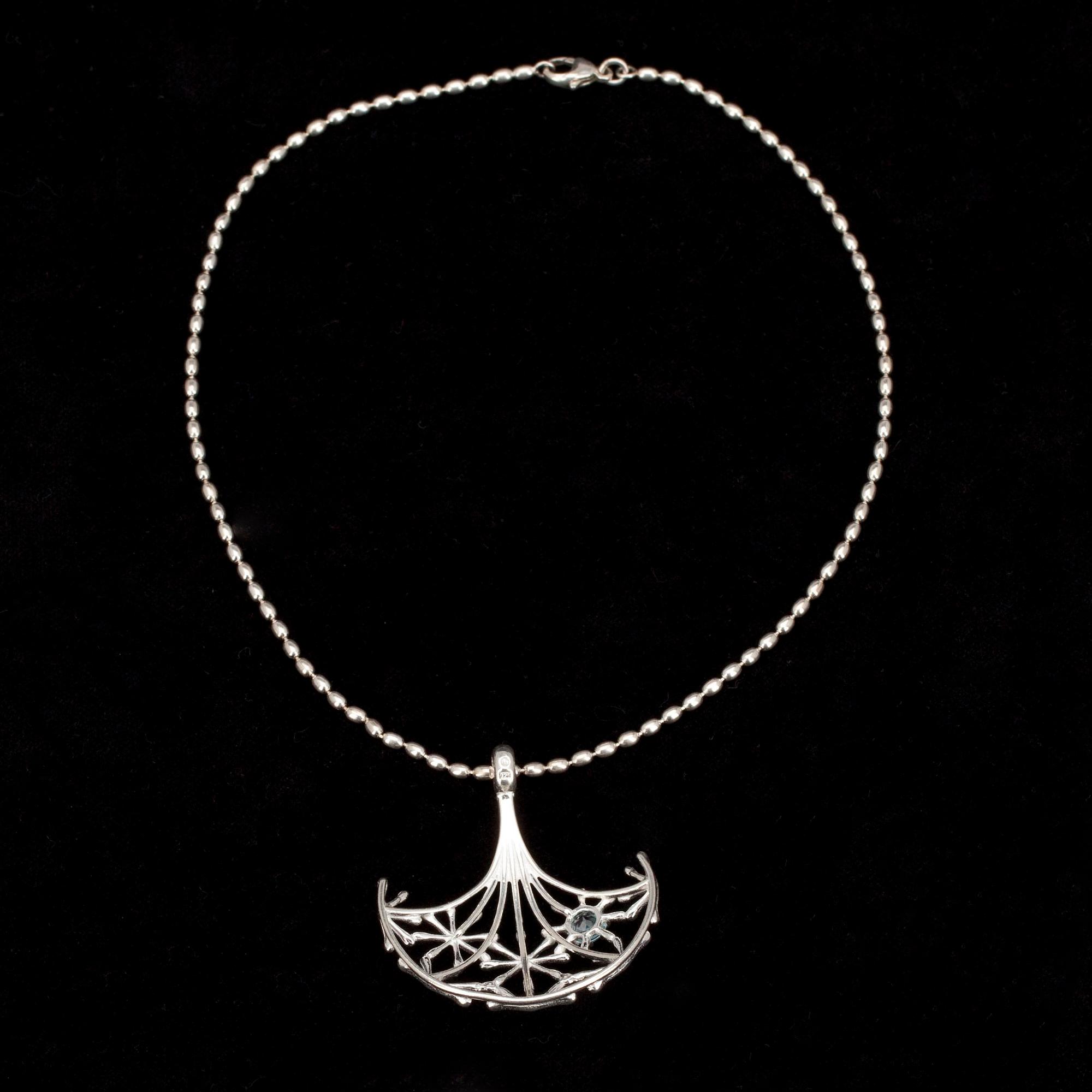 HÄNGSMYCKE, sterling silver, topas, "Kvinnans röst" Kirsti Doukas, Kalevala Koru, design 2006.
