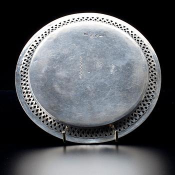 FAT, silver, stämplad  АЯ och СГ, S:t Petersburg 1811. Vikt ca 179 g.
