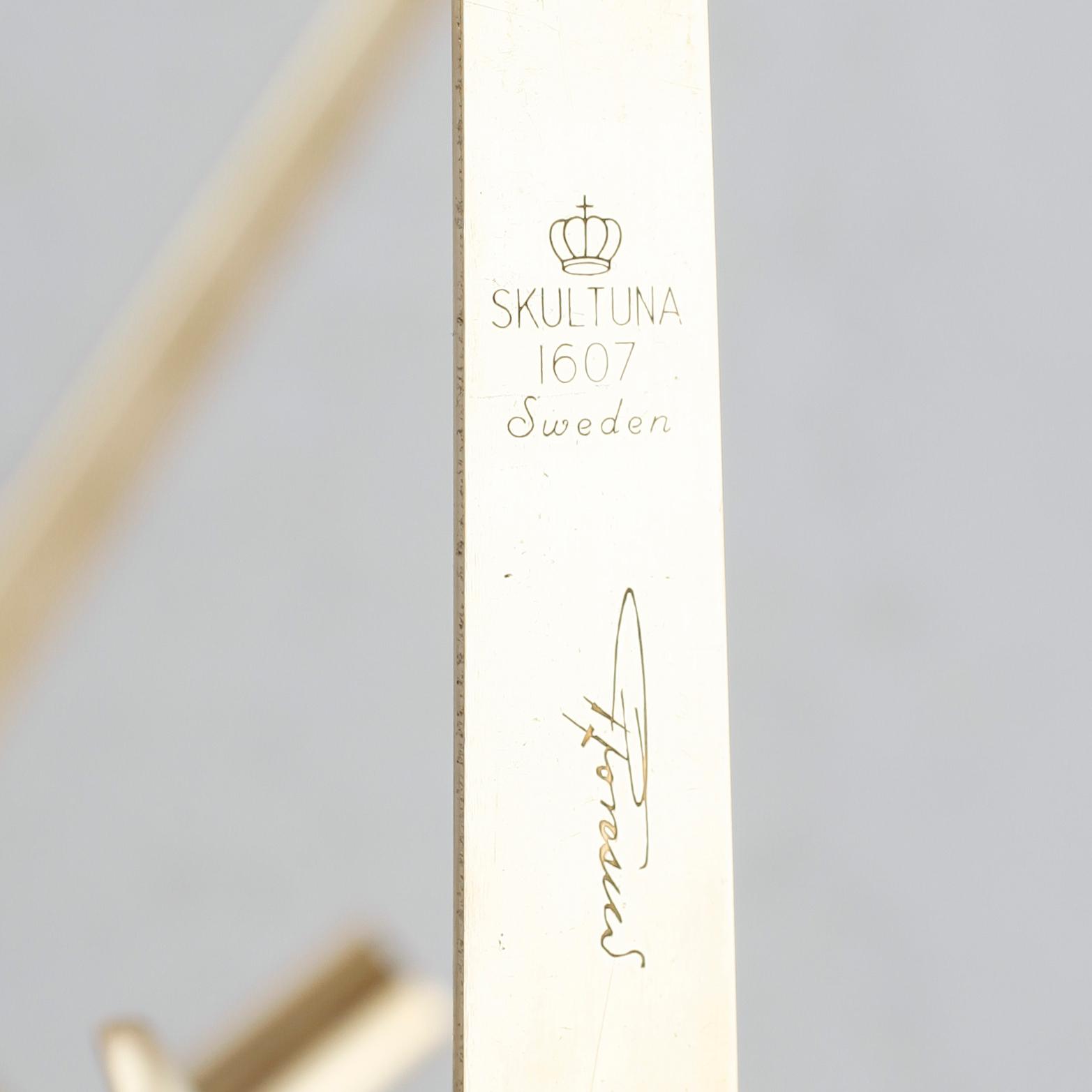 VÄGGLAMPETTER, 4 st, mässing, "Pendeln", Pierre Forsell, Skultuna.