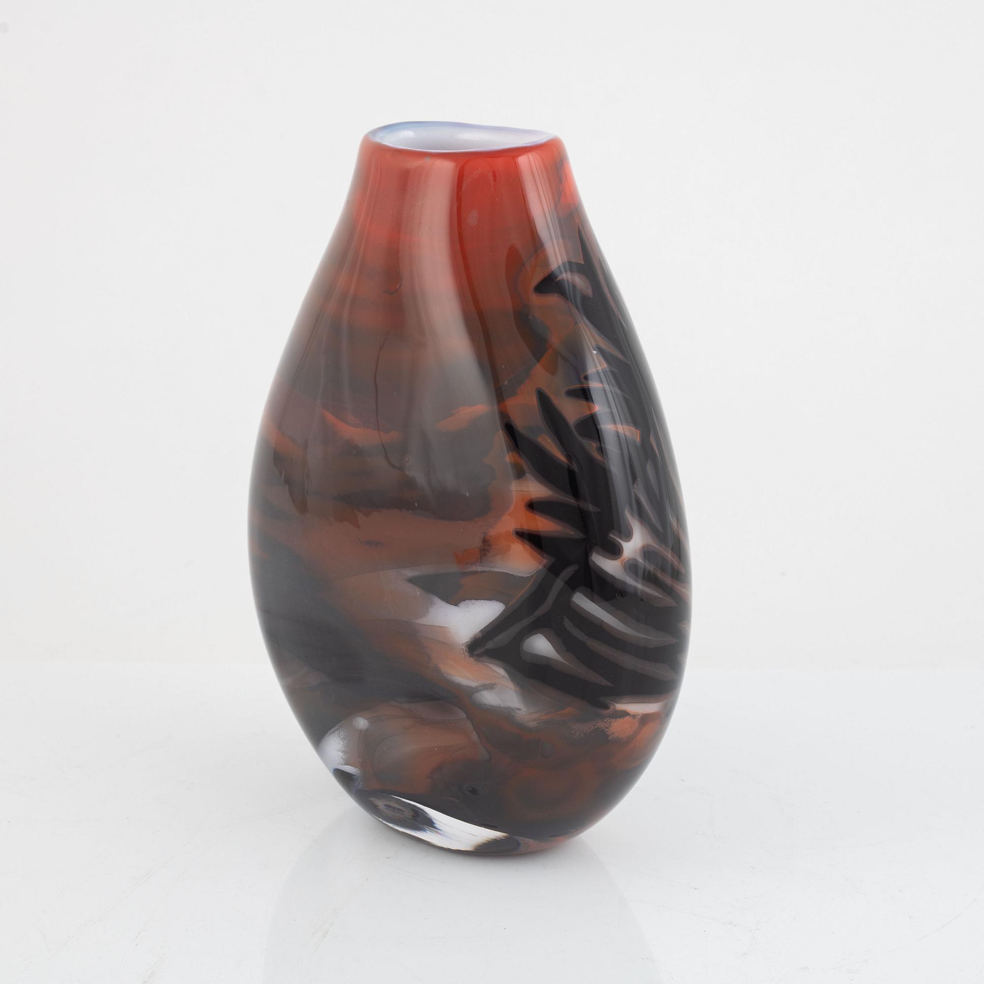 Robert Oldergaarden, a unique 'graal' vase, Oldergaard Glashytta.