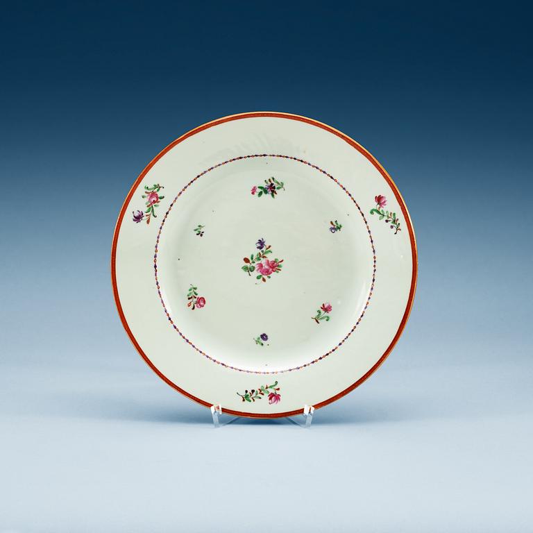 A set of 16 famille rose dinner plates, Qing dynasty, Qianlong (1736-95).