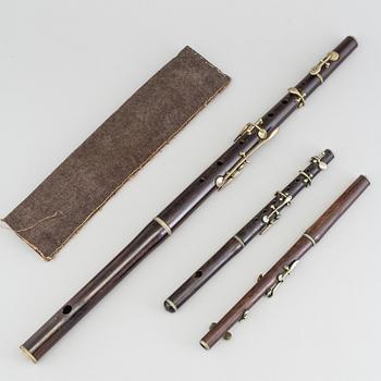 THREE 19TH CENTURY FLUTES.