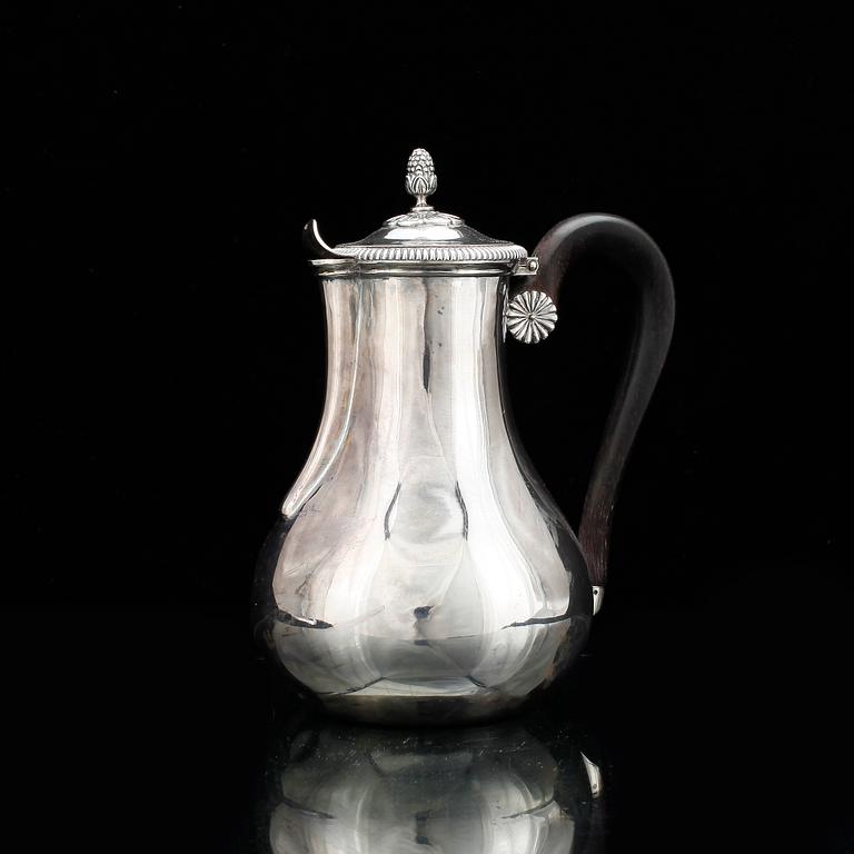 KANNA, silver, Paris, troligen omkring 1900. Vikt ca 260 gram.