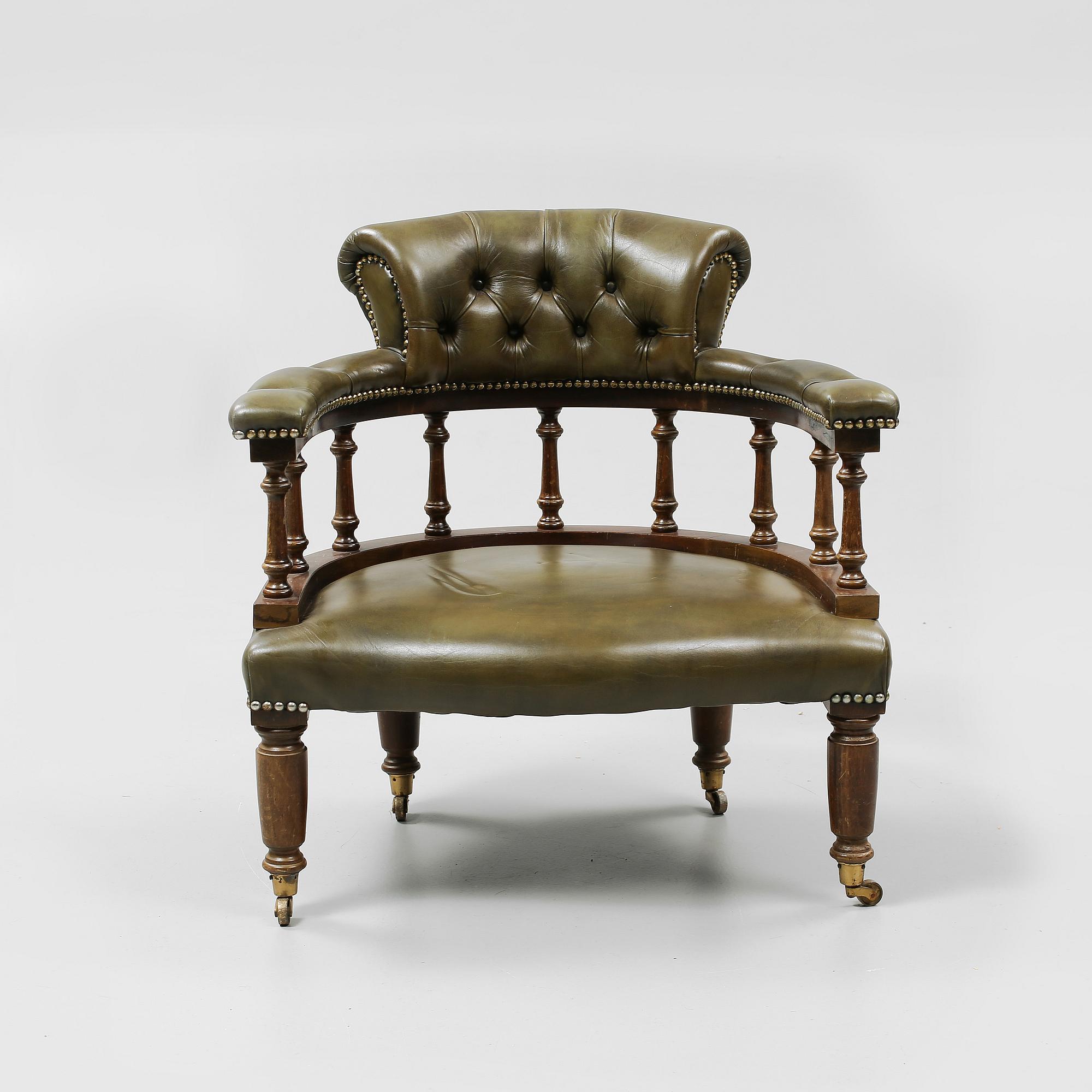 FÅTÖLJ, engelsk stil, 1900-talets andra hälft.