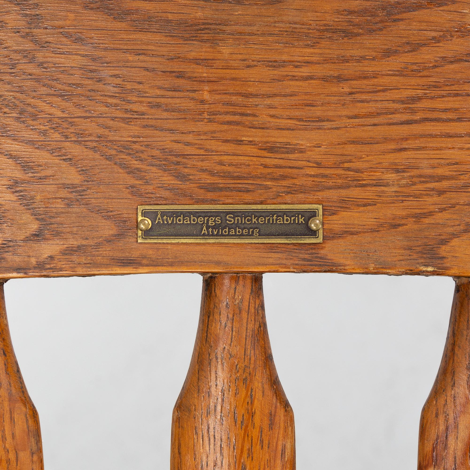 Skrivbordsstol, jugend, Åtvidabergs Snickerifabrik, Åtvidaberg, 1900-talets början.