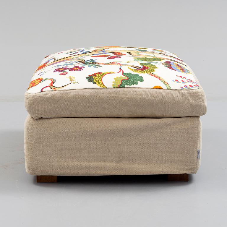 FOTPALL/SITTPUFF, modern tillverkning.