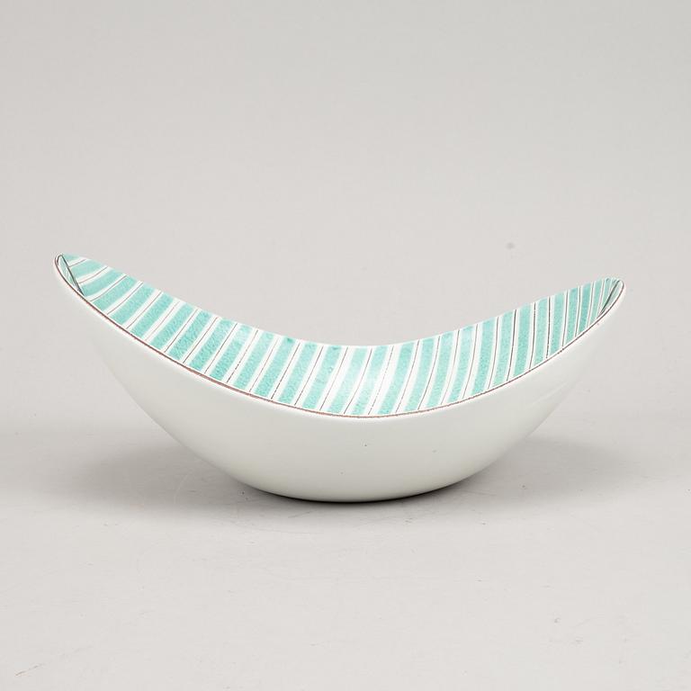 Stig Lindberg, an earthenware bowl, Gustavsberg studio.