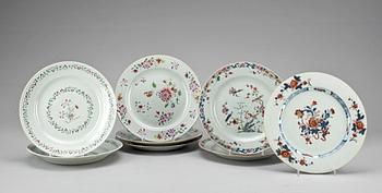 TALLRIKAR, 8 st, porslin, Kina, 1700-1800-tal.
