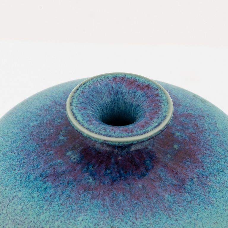 Berndt Friberg, a stoneware vase, Gustavsbergs studio 1972.