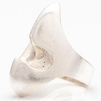 BJÖRN WECKSTRÖM, RING "Verho" och ARMBAND "Apollo", sterling silver. Lapponia 1973 och 1986.