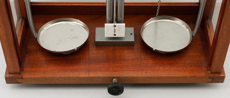 VÅG, Griffin & George Ltd, London, 1900-talets andra hälft.