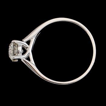 RING, 18 k vitguld, solitär briljantslipad diamant 1.01 ct.