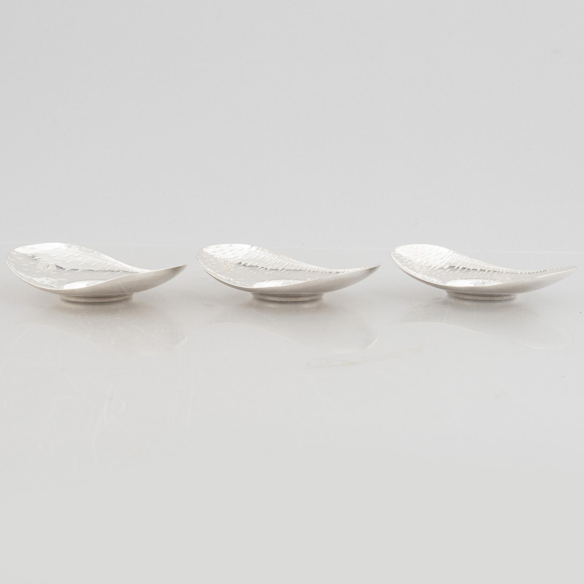 Fat, tre stycken, silver, Japan, 1900-tal.