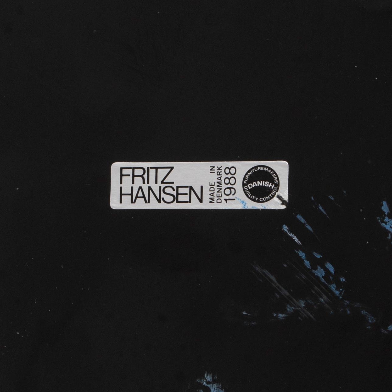 Verner Panton, fåtöljer ett par, "Wire Cone Chair", Fritz Hansen, Danmark 1988.