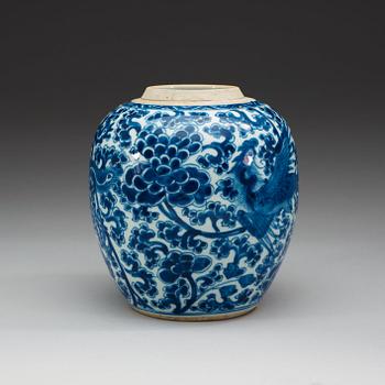 KRUKA, porslin. Qing dynastin, Kangxi (1662-1722).
