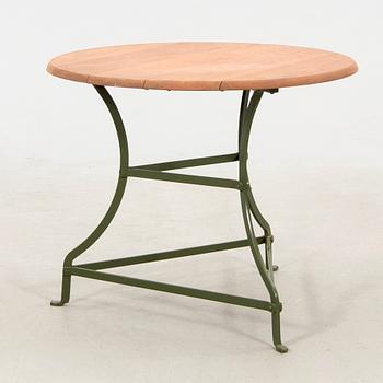 Trädgårdsbord, "café table"  Hope 2000-tal.