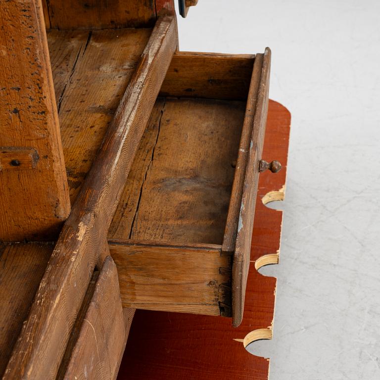 Skåp, allmoge, daterat 1818.