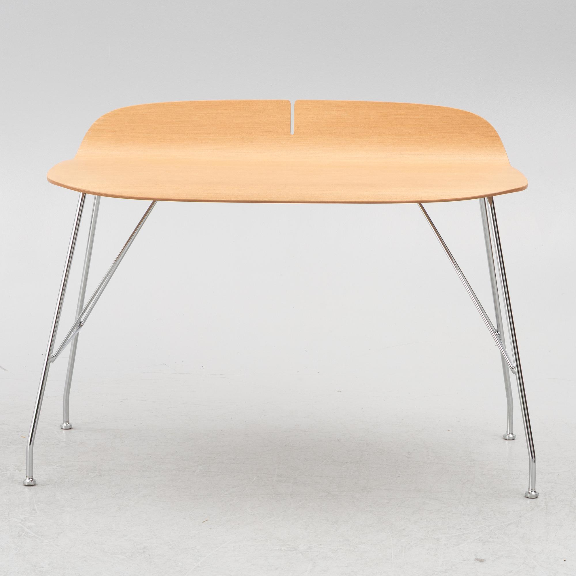 Philippe Starck, skrivbord och stol, "Earl of Wood", Kartell.